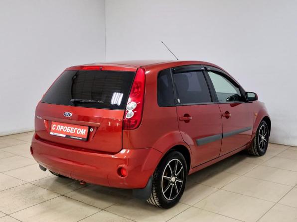 Ford Fiesta Mk5 с пробегом 2007 года, цена 330 000 рублей, 165712 км, хэтчбек, Автокод Объявления