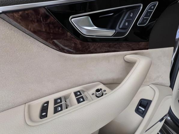Audi Q7 II (4M) с пробегом 2016 года, цена 3 600 000 рублей, 191264 км, внедорожник, Автокод Объявления