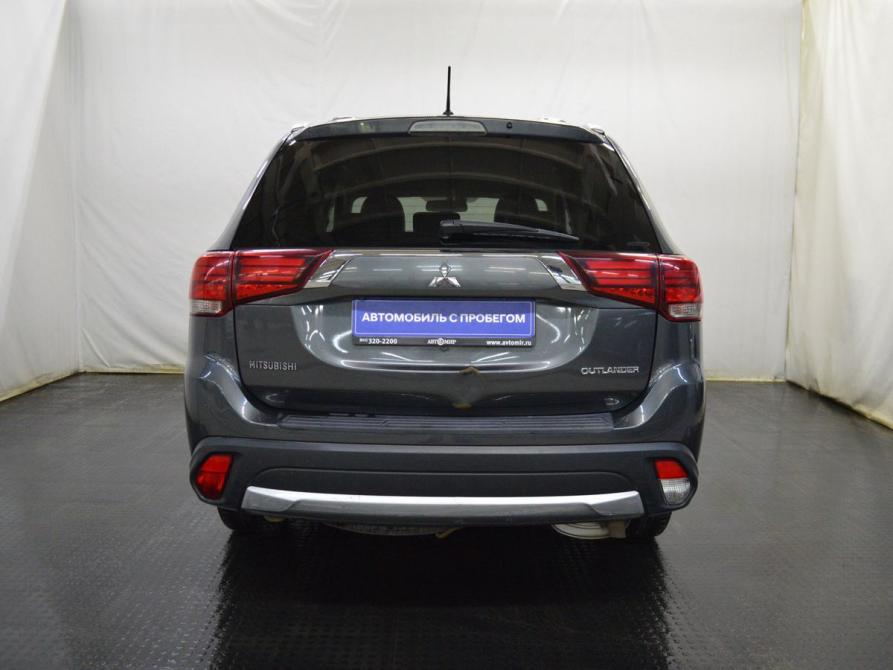 Mitsubishi Outlander III Рестайлинг 2 Санкт-Петербург  - изображение 6