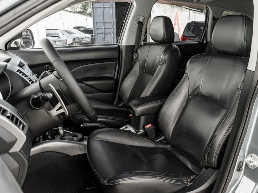 Mitsubishi Outlander II Екатеринбург  - изображение 12