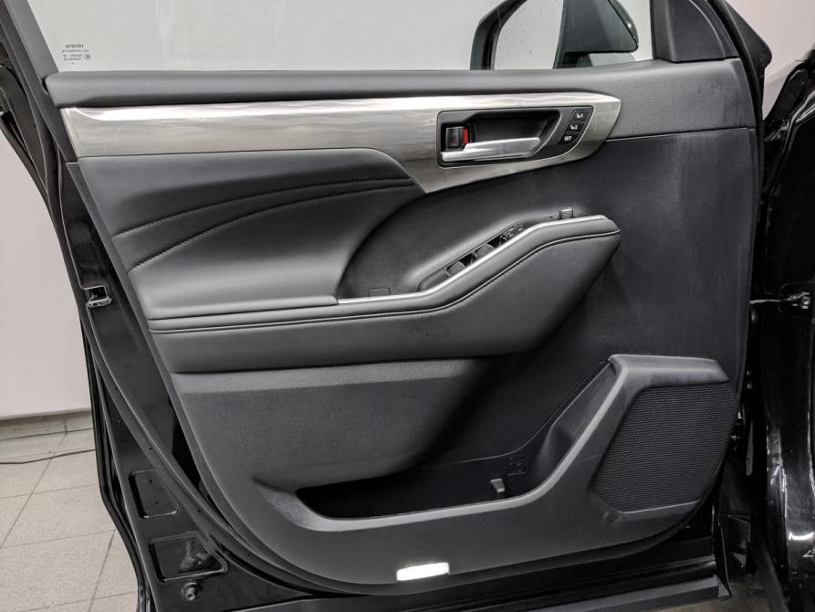 Toyota Highlander IV (XU70) Москва  - изображение 18