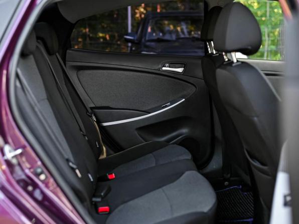Hyundai Solaris I с пробегом 2013 года, цена 690 000 рублей, 214578 км, седан, Автокод Объявления