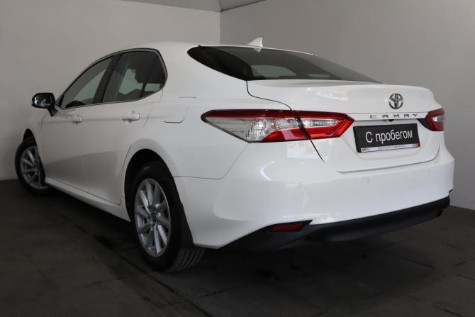 Toyota Camry VIII (XV70) Рестайлинг с пробегом 2021 года, цена 2 329 000 рублей, 105000 км, седан, Автокод Объявления