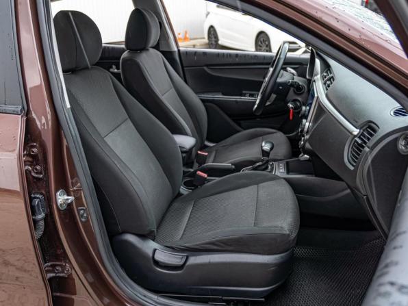 Kia Rio IV Рестайлинг с пробегом 2021 года, цена 1 475 040 рублей, 73284 км, седан, Автокод Объявления