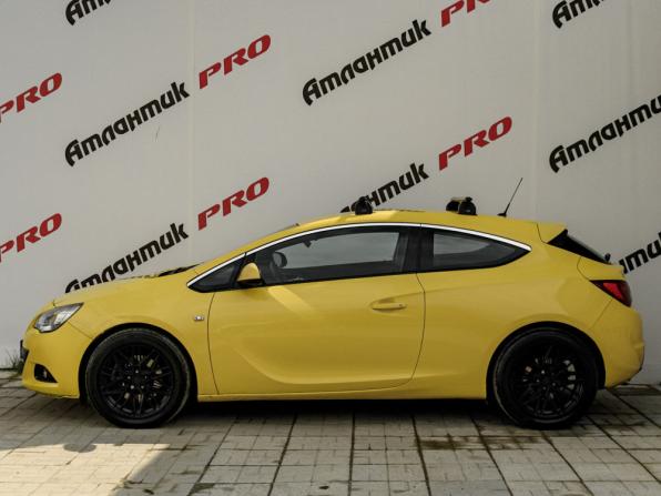 Opel Astra J Рестайлинг с пробегом 2012 года, цена 640 000 рублей, 204765 км, хэтчбек, Автокод Объявления