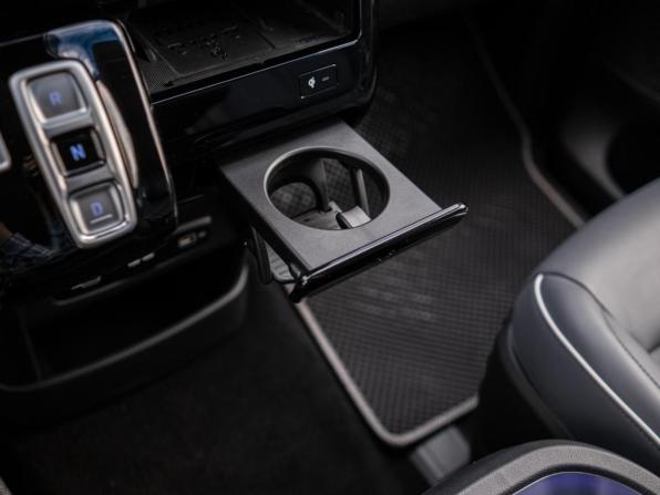 Hyundai Staria I с пробегом 2022 года, цена 5 699 000 рублей, 25139 км, минивэн, Автокод Объявления
