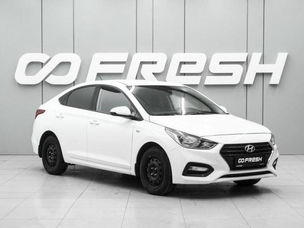 Hyundai Solaris II с пробегом 2017 года, цена 1 370 000 рублей, 163894 км, седан, Автокод Объявления