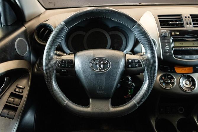 Toyota RAV4 III (XA30) Рестайлинг с пробегом 2010 года, цена 1 319 000 рублей, 253161 км, внедорожник, Автокод Объявления