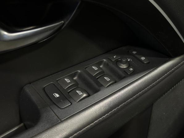 Volvo XC70 II с пробегом 2012 года, цена 1 530 000 рублей, 279785 км, универсал, Автокод Объявления