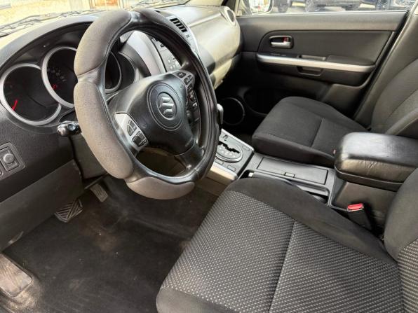 Suzuki Grand Vitara II с пробегом 2006 года, цена 800 000 рублей, 207000 км, внедорожник, Автокод Объявления