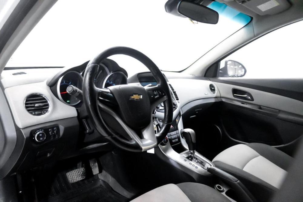 Chevrolet Cruze I Тюмень  - изображение 13