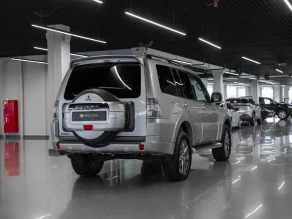 Mitsubishi Pajero IV Рестайлинг 1 с пробегом 2012 года, цена 1 830 000 рублей, 267695 км, внедорожник, Автокод Объявления