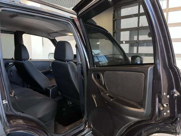 Chevrolet Niva I Рестайлинг с пробегом 2013 года, цена 455 000 рублей, 146853 км, внедорожник, Автокод Объявления