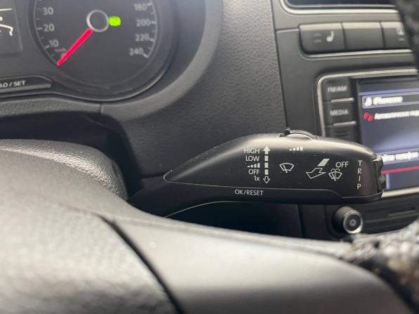 Volkswagen Polo V с пробегом 2015 года, цена 745 000 рублей, 184230 км, седан, Автокод Объявления
