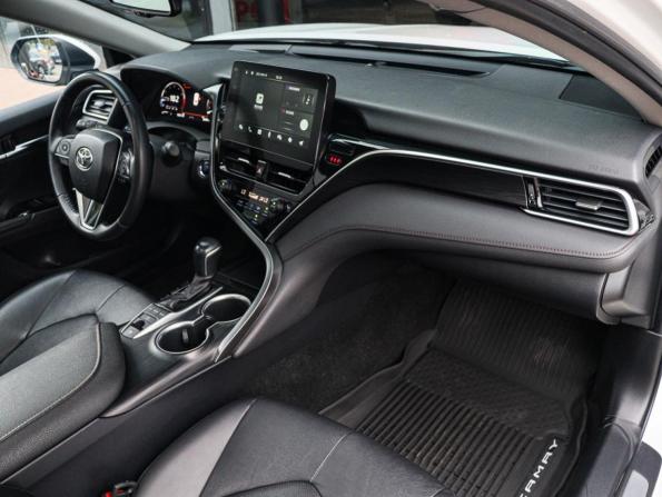 Toyota Camry VIII (XV70) Рестайлинг с пробегом 2022 года, цена 3 590 000 рублей, 52390 км, седан, Автокод Объявления
