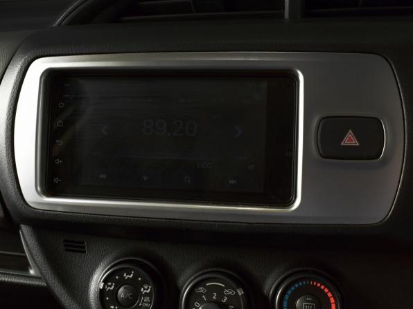 Toyota Vitz III (XP130) Рестайлинг с пробегом 2015 года, цена 749 995 рублей, 233747 км, хэтчбек, Автокод Объявления