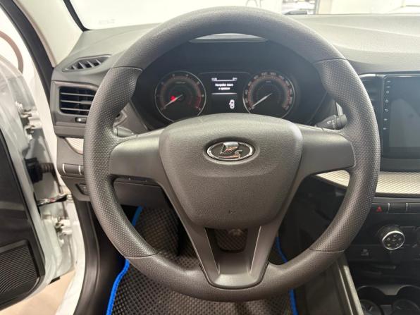 Lada (ВАЗ) Vesta I Рестайлинг (NG) с пробегом 2024 года, цена 1 199 000 рублей, 27200 км, седан, Автокод Объявления
