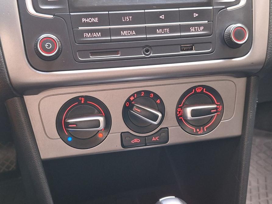 Volkswagen Polo V Рестайлинг Челябинск  - изображение 15