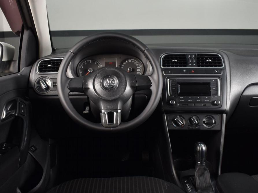 Volkswagen Polo V Кемерово  - изображение 9