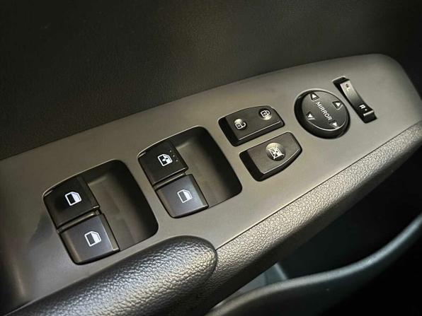Hyundai Solaris II Рестайлинг с пробегом 2021 года, цена 1 620 000 рублей, 46406 км, седан, Автокод Объявления