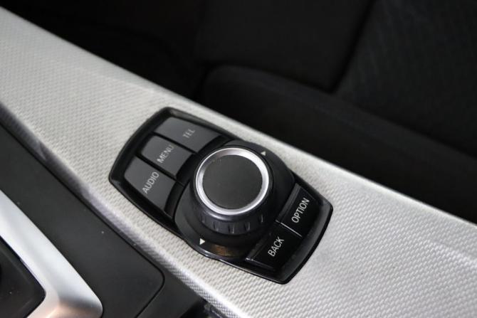 BMW 3 серии VI (F3x) Рестайлинг с пробегом 2017 года, цена 1 879 990 рублей, 264096 км, седан, Автокод Объявления
