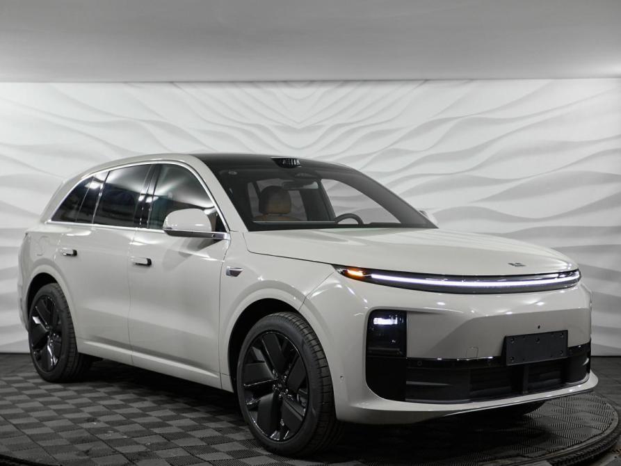 Li Auto (Lixiang) L6 Москва  - изображение 3