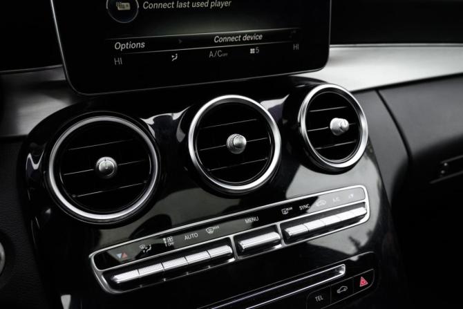 Mercedes-Benz C-Класс IV (W205) с пробегом 2016 года, цена 2 490 000 рублей, 187813 км, седан, Автокод Объявления