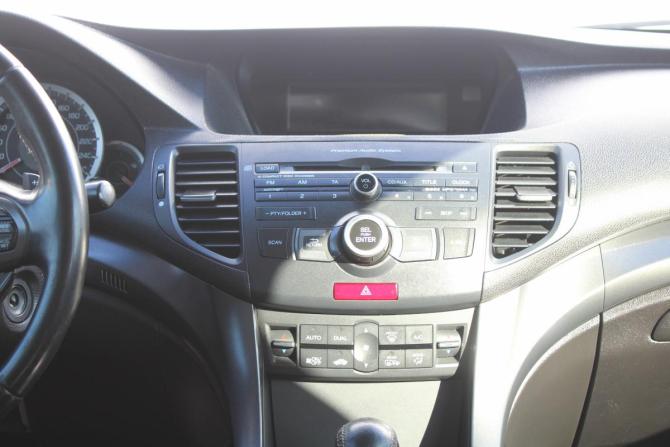 Honda Accord VIII Рестайлинг с пробегом 2012 года, цена 1 380 000 рублей, 236000 км, седан, Автокод Объявления