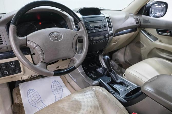 Toyota Land Cruiser Prado 120 Series Рестайлинг с пробегом 2007 года, цена 1 949 000 рублей, 180000 км, внедорожник, Автокод Объявления