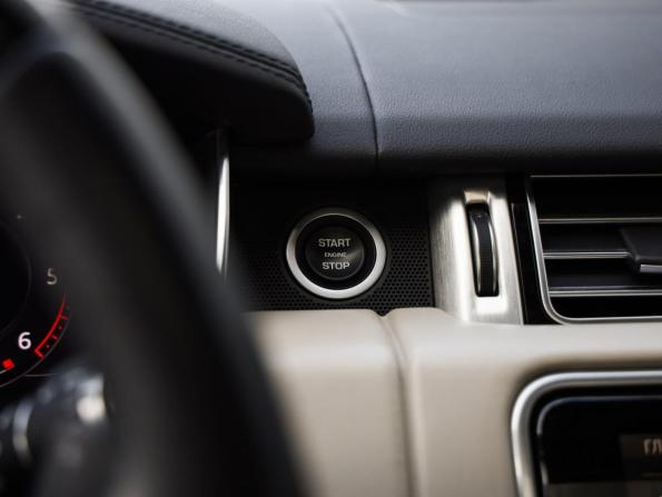 Land Rover Range Rover IV Рестайлинг с пробегом 2019 года, цена 5 870 799 рублей, 153316 км, внедорожник, Автокод Объявления