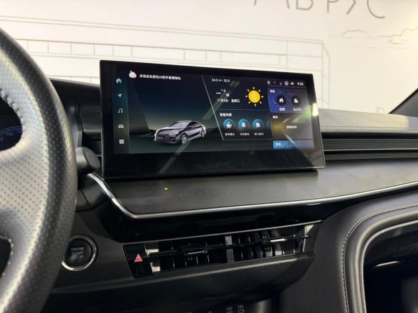 Toyota Camry IX (XV80) China Market с пробегом 2024 года, цена 3 690 000 рублей, 42000 км, седан, Автокод Объявления