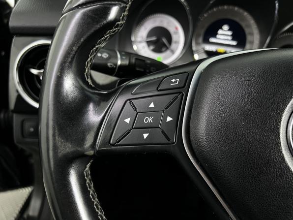 Mercedes-Benz GLK-Класс I (X204) Рестайлинг с пробегом 2012 года, цена 1 690 000 рублей, 224839 км, внедорожник, Автокод Объявления