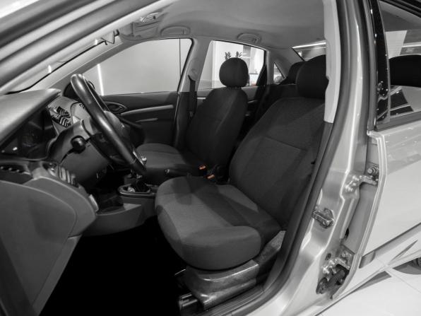 Ford Focus I Рестайлинг с пробегом 2004 года, цена 345 000 рублей, 178221 км, седан, Автокод Объявления