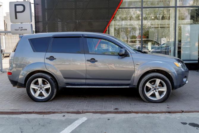 Mitsubishi Outlander II с пробегом 2006 года, цена 727 000 рублей, 193000 км, внедорожник, Автокод Объявления