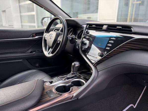 Toyota Camry VIII (XV70) с пробегом 2019 года, цена 2 475 000 рублей, 162000 км, седан, Автокод Объявления