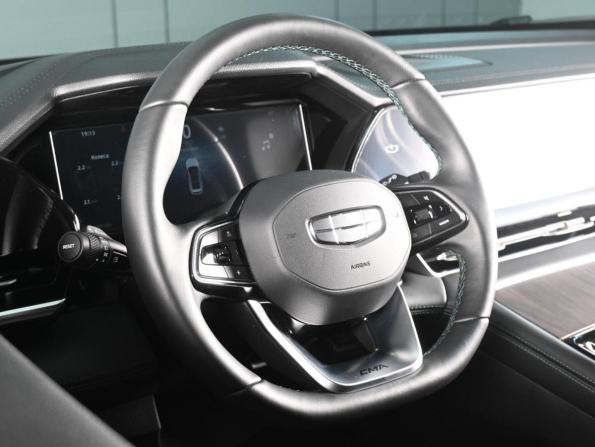 Geely Monjaro I Рестайлинг (China Market) с пробегом 2025 года, цена 3 799 000 рублей, 24729 км, внедорожник, Автокод Объявления