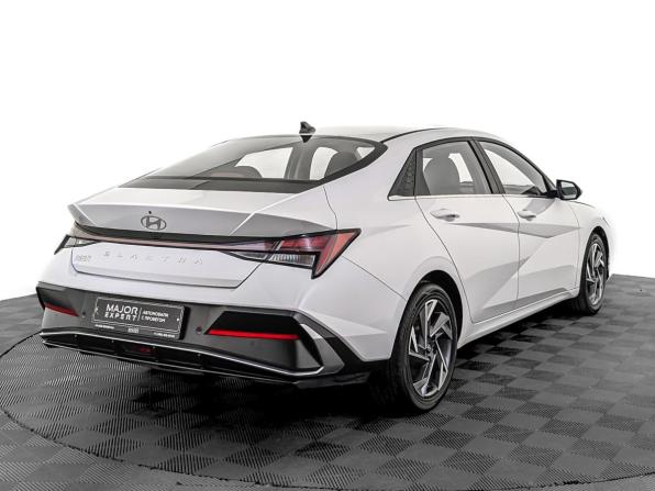 Hyundai Elantra VII (CN7) Рестайлинг с пробегом 2025 года, цена 2 470 000 рублей, 12920 км, седан, Автокод Объявления