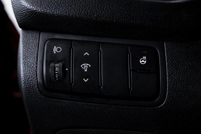 Kia Ceed II Рестайлинг с пробегом 2018 года, цена 1 399 000 рублей, 130092 км, хэтчбек, Автокод Объявления
