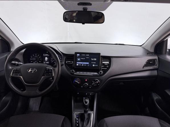 Hyundai Solaris II Рестайлинг с пробегом 2021 года, цена 1 789 000 рублей, 73564 км, седан, Автокод Объявления