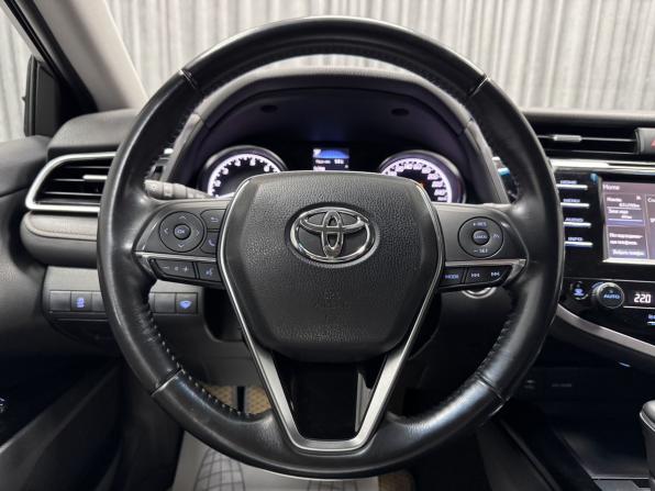 Toyota Camry VIII (XV70) с пробегом 2019 года, цена 2 550 000 рублей, 77784 км, седан, Автокод Объявления