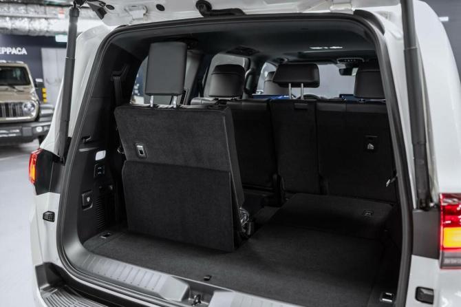 Новый Toyota Land Cruiser 300 Series 2026 года, цена 13 990 000 рублей, внедорожник, Автокод Объявления