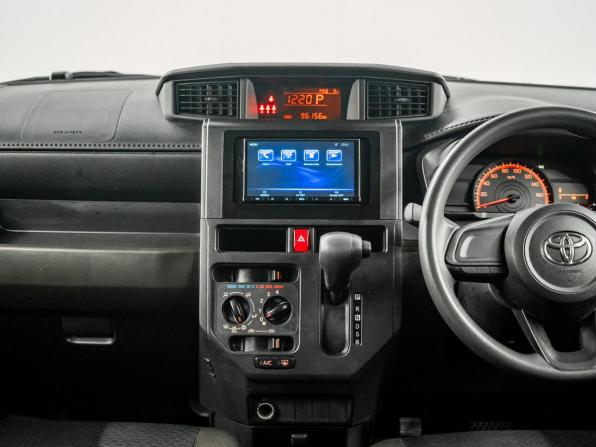 Toyota Roomy I Рестайлинг с пробегом 2022 года, цена 1 119 000 рублей, 96154 км, микровэн, Автокод Объявления