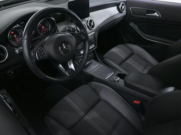 Mercedes-Benz GLA I (X156) Рестайлинг с пробегом 2019 года, цена 2 070 000 рублей, 142098 км, внедорожник, Автокод Объявления