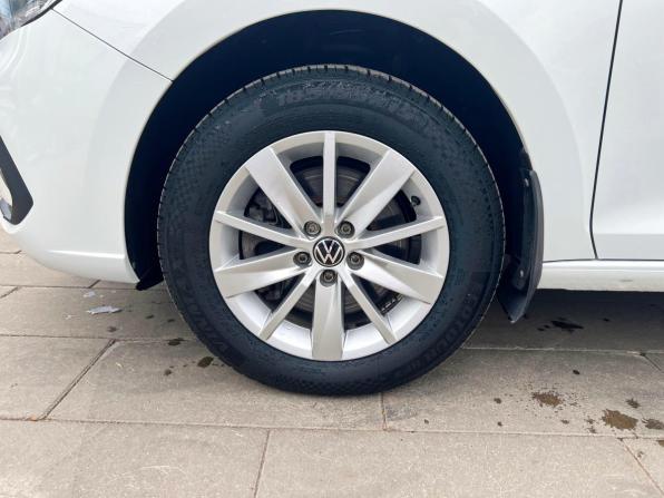 Volkswagen Polo VI с пробегом 2021 года, цена 1 928 700 рублей, 47000 км, лифтбек, Автокод Объявления