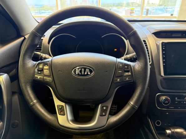 Kia Sorento II Рестайлинг с пробегом 2012 года, цена 1 590 000 рублей, 147000 км, внедорожник, Автокод Объявления