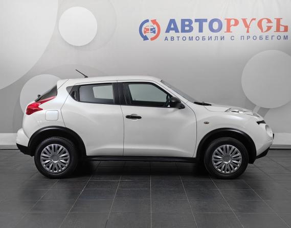 Nissan Juke I с пробегом 2013 года, цена 895 000 рублей, 136236 км, внедорожник, Автокод Объявления