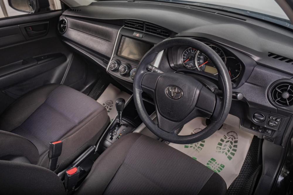 Toyota Corolla XI (E160 E170) Рестайлинг 2 Томск  - изображение 1