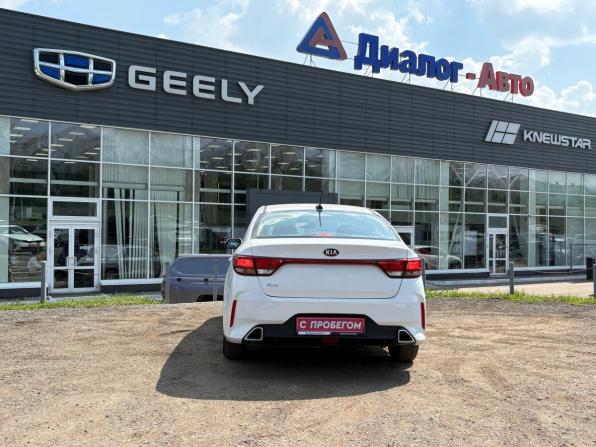 Kia Rio IV Рестайлинг с пробегом 2021 года, цена 1 240 000 рублей, 175778 км, седан, Автокод Объявления
