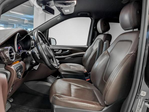 Mercedes-Benz V-Класс III (W447) Рестайлинг с пробегом 2019 года, цена 6 350 000 рублей, 63987 км, минивэн, Автокод Объявления