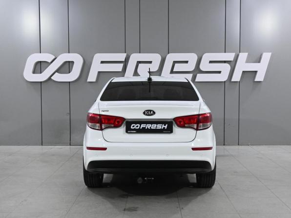 Kia Rio III Рестайлинг с пробегом 2017 года, цена 1 149 000 рублей, 203486 км, седан, Автокод Объявления